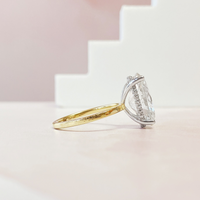 Oval Solitaire with Hidden Halo