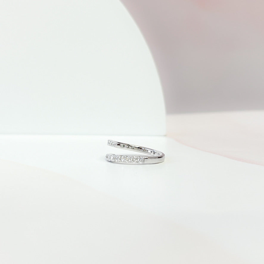 Gradated Diamond Wrap Ring